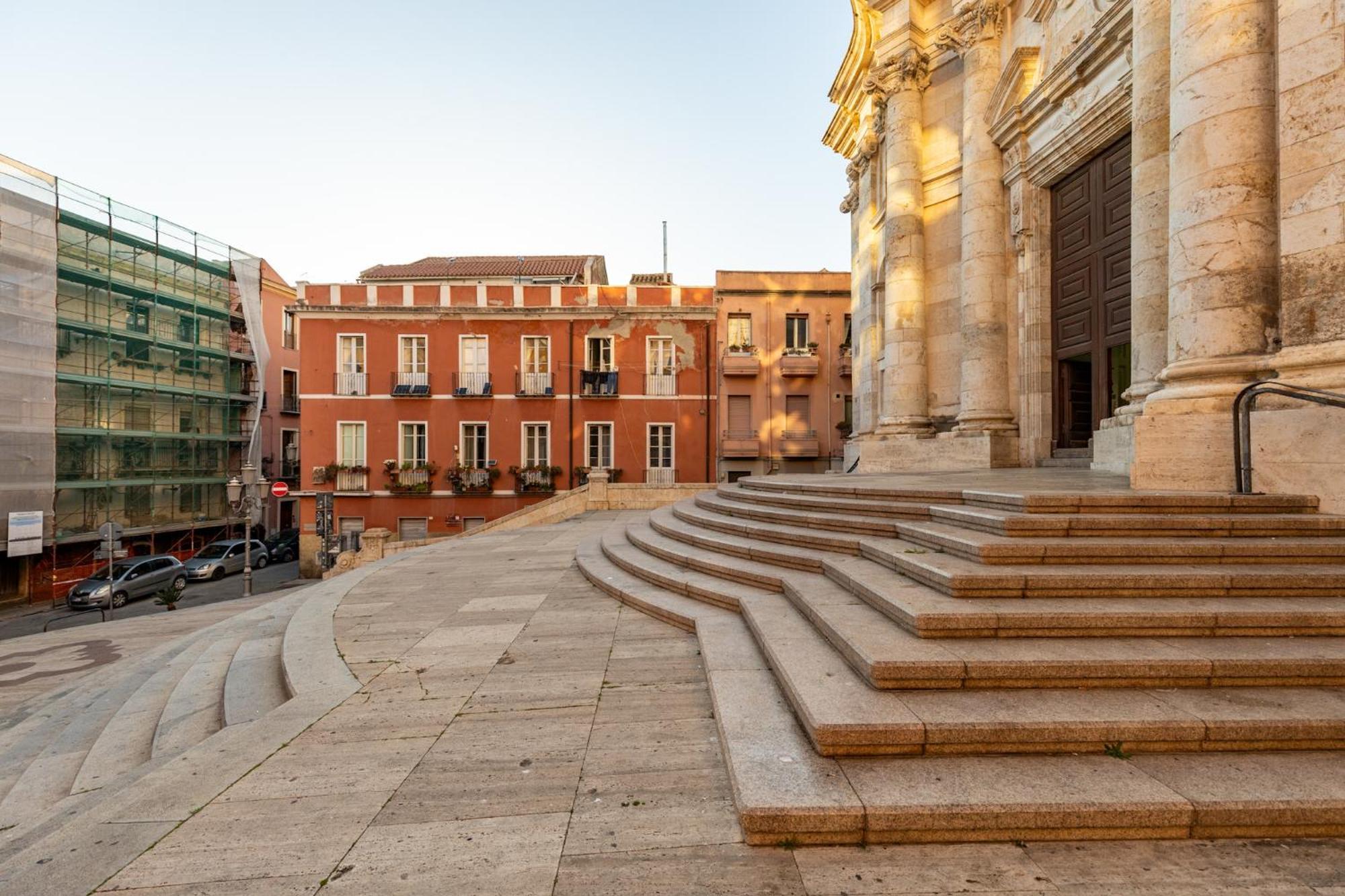 Efamoresca Cagliari Exteriör bild