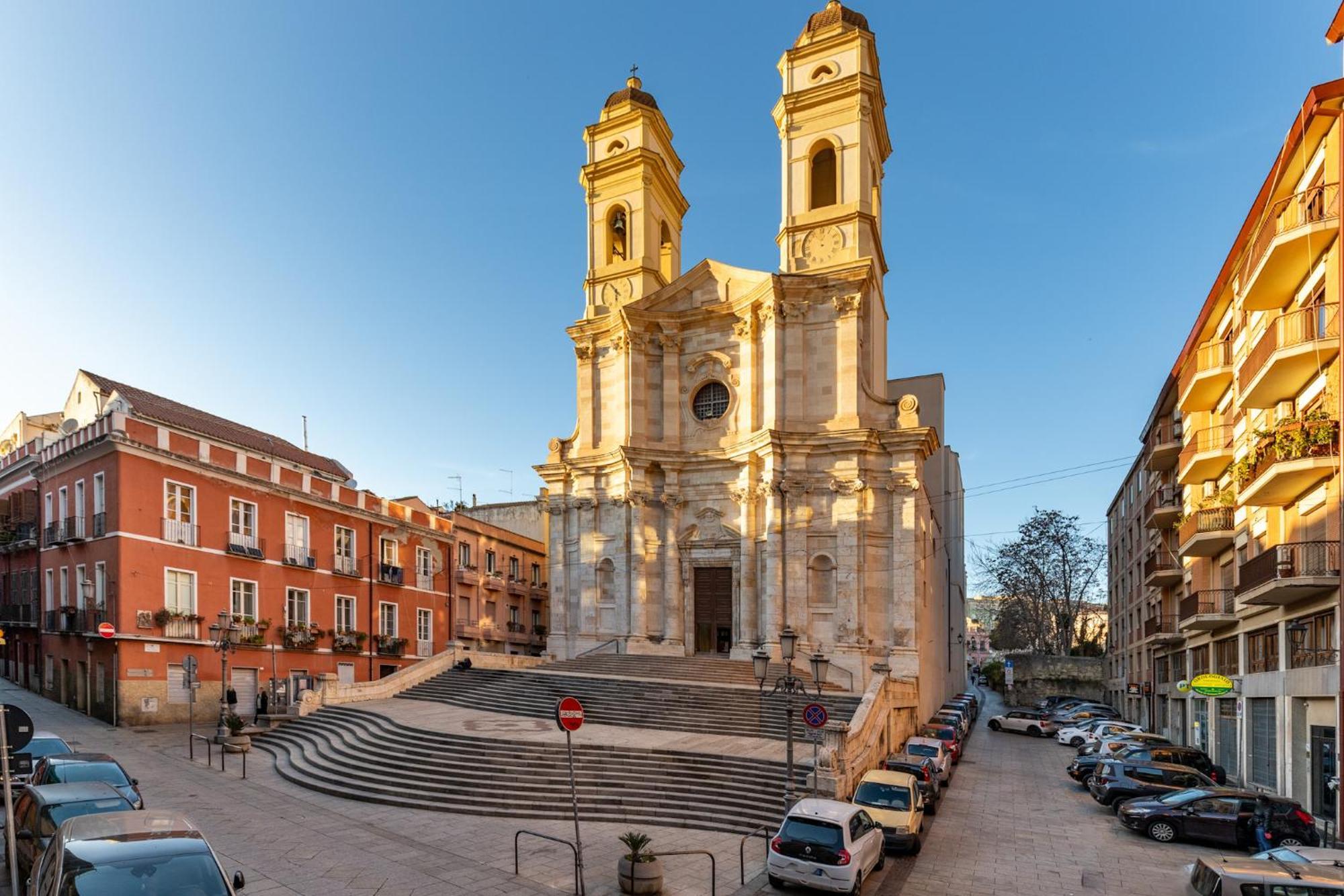 Efamoresca Cagliari Exteriör bild