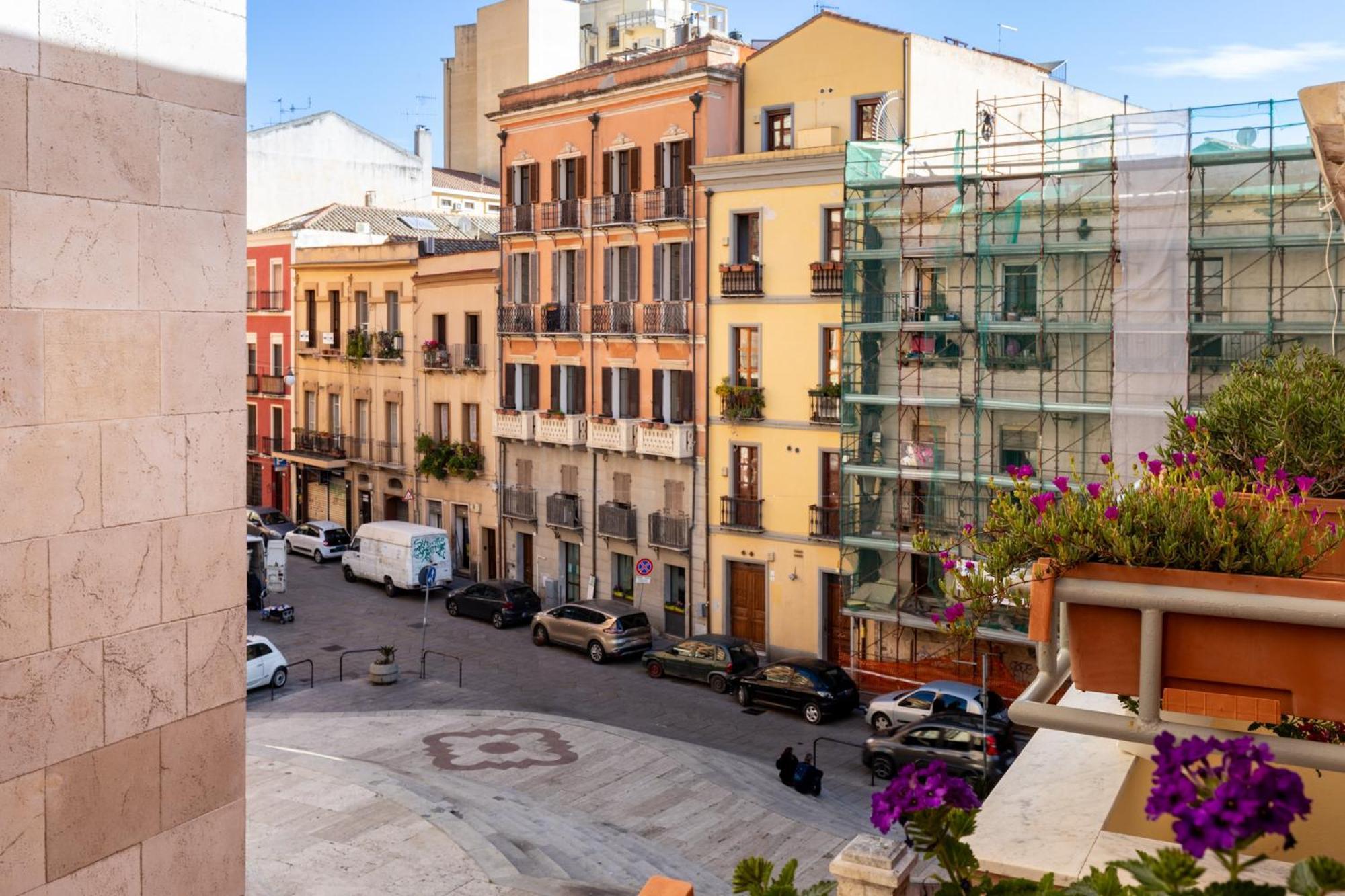 Efamoresca Cagliari Exteriör bild
